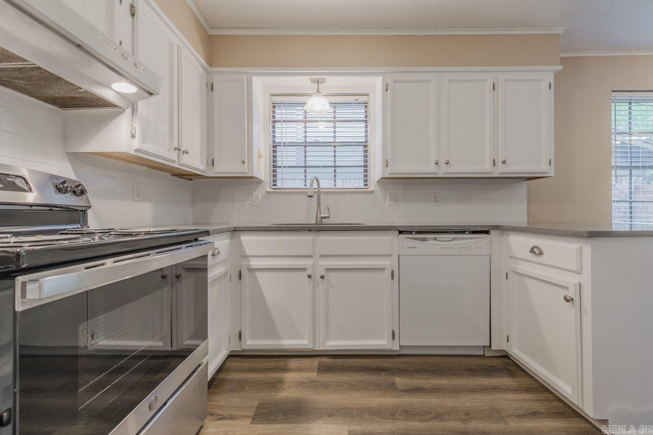 1402 Pickering Drive