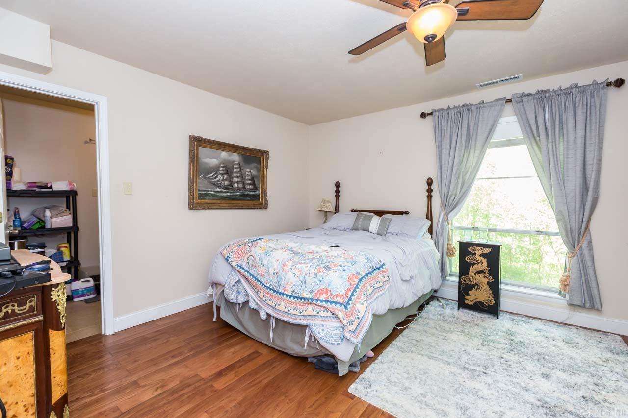 50 Lakeview Drive