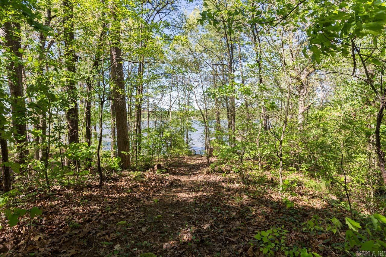 50 Lakeview Drive