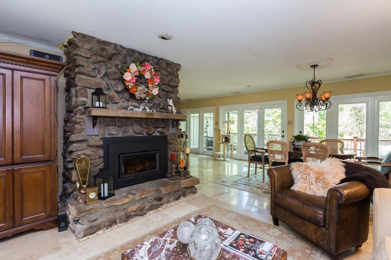 50 Lakeview Drive