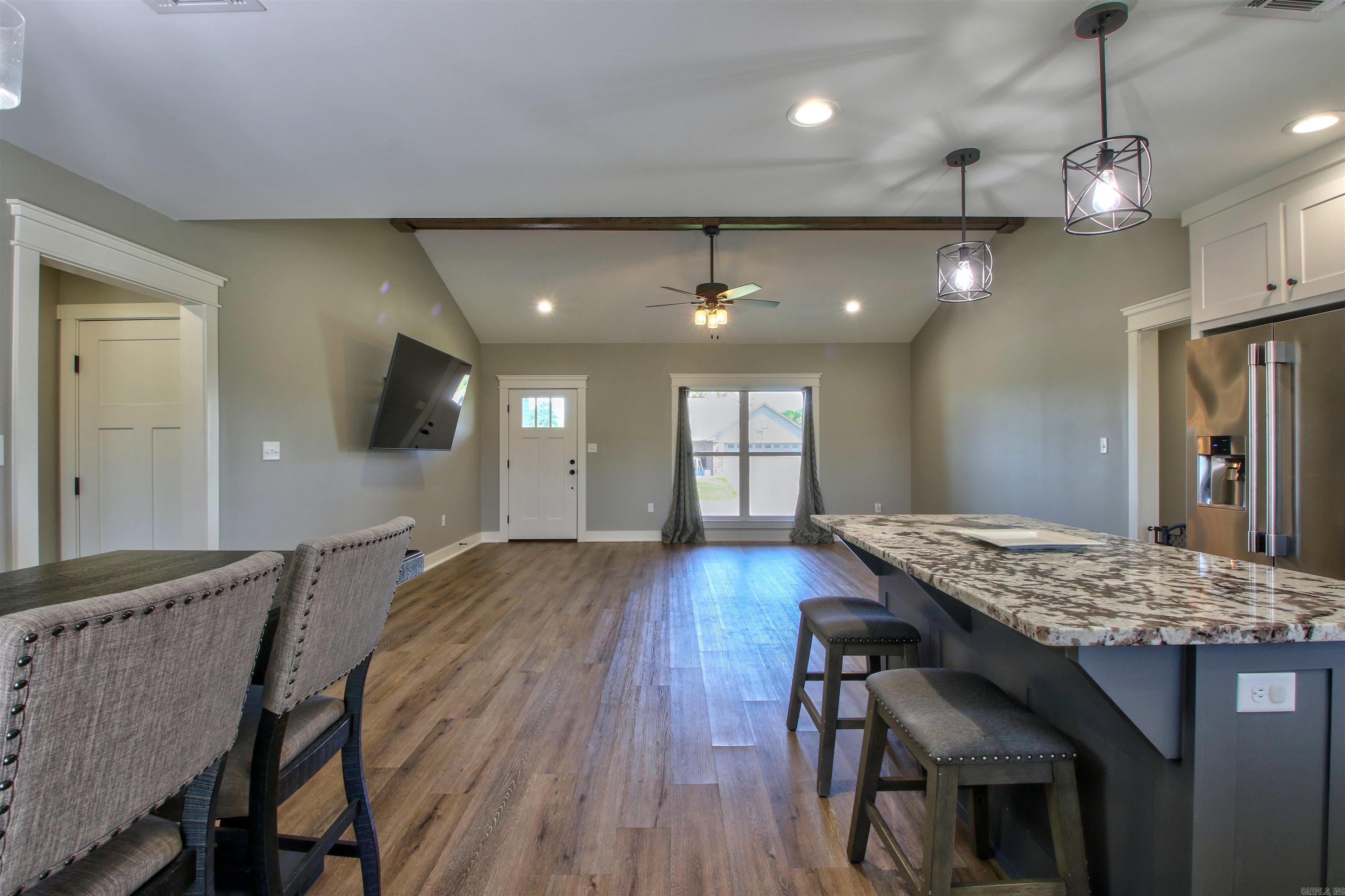 75 Dove Lane