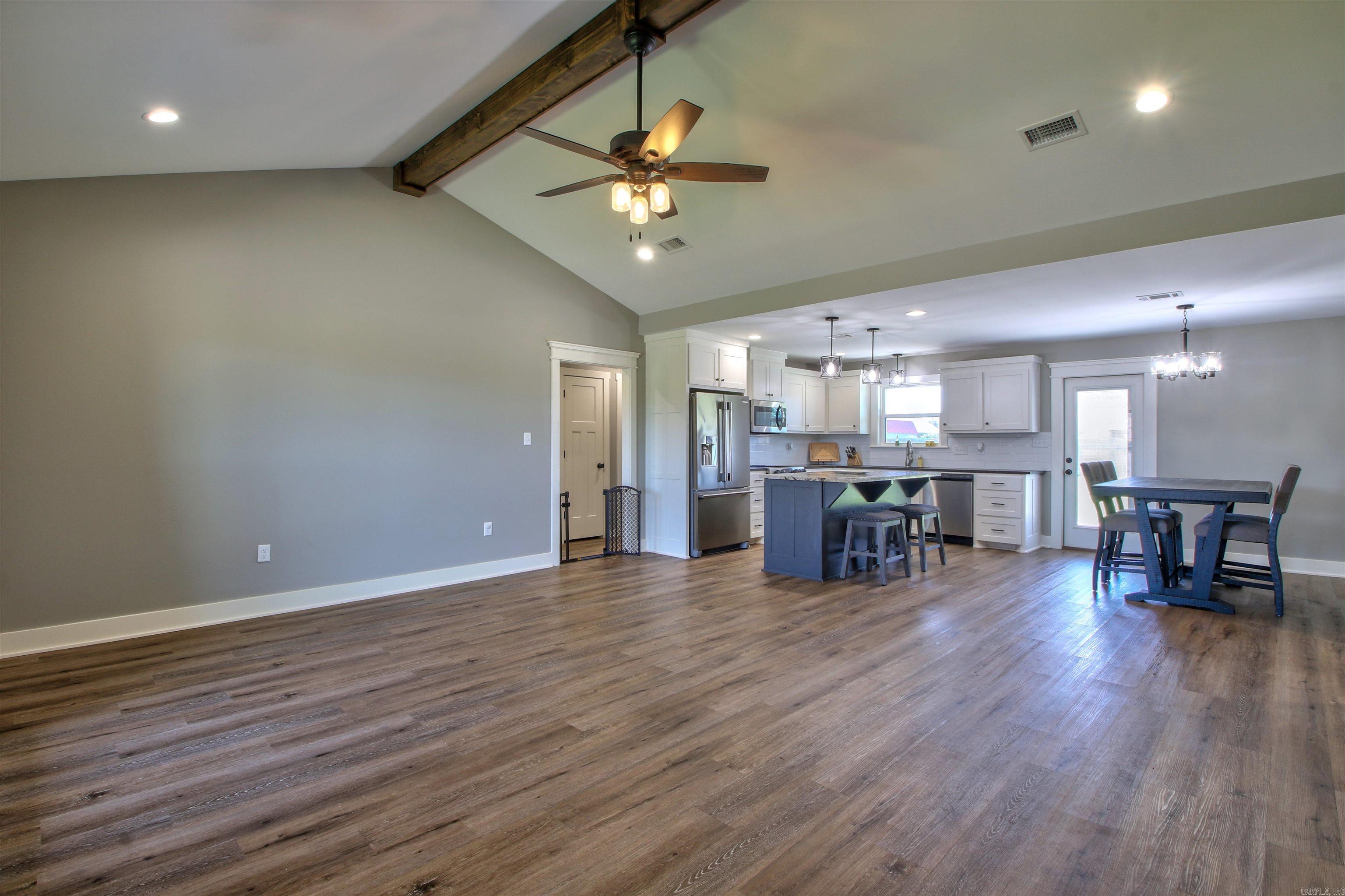 75 Dove Lane