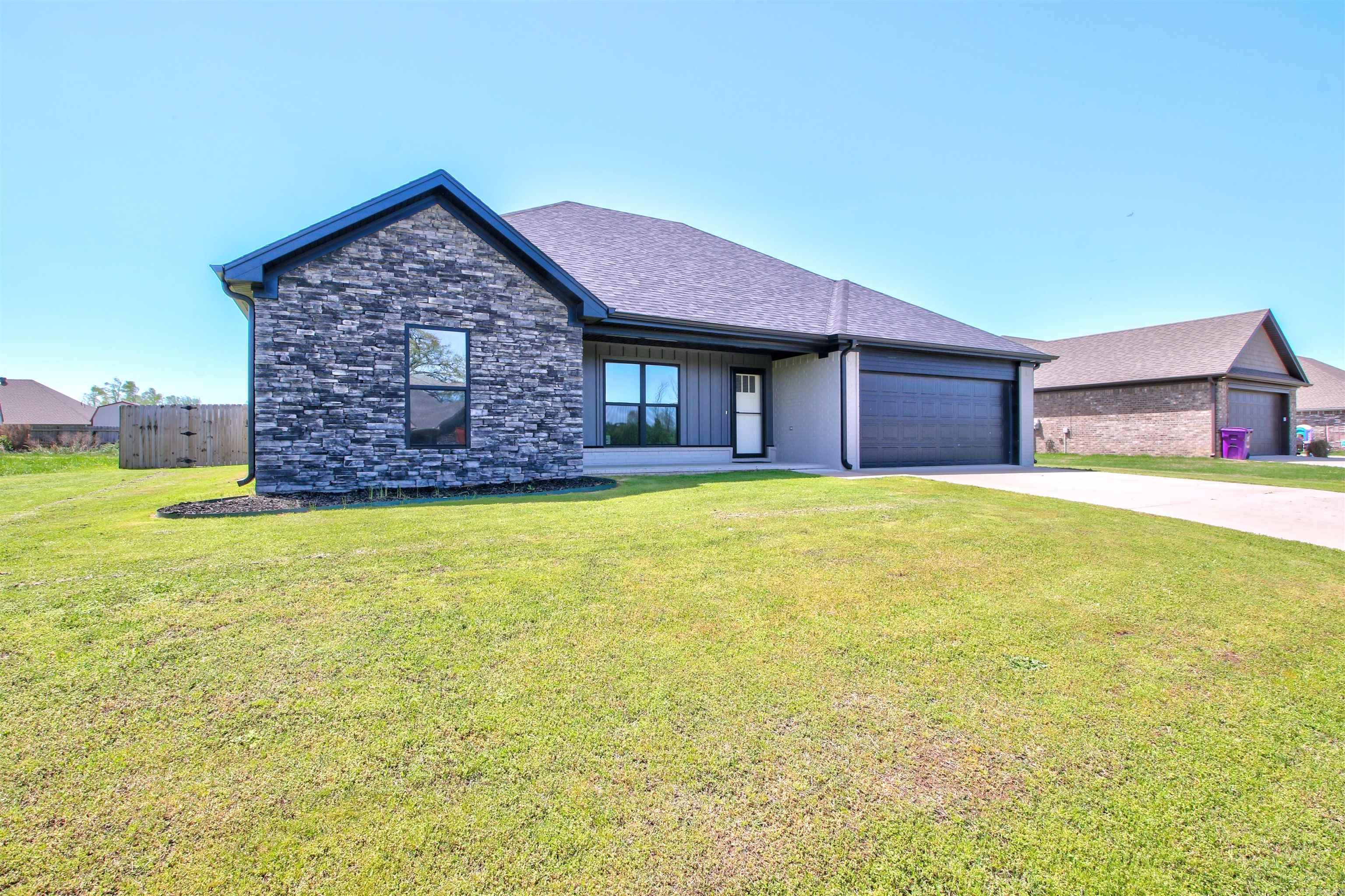 75 Dove Lane