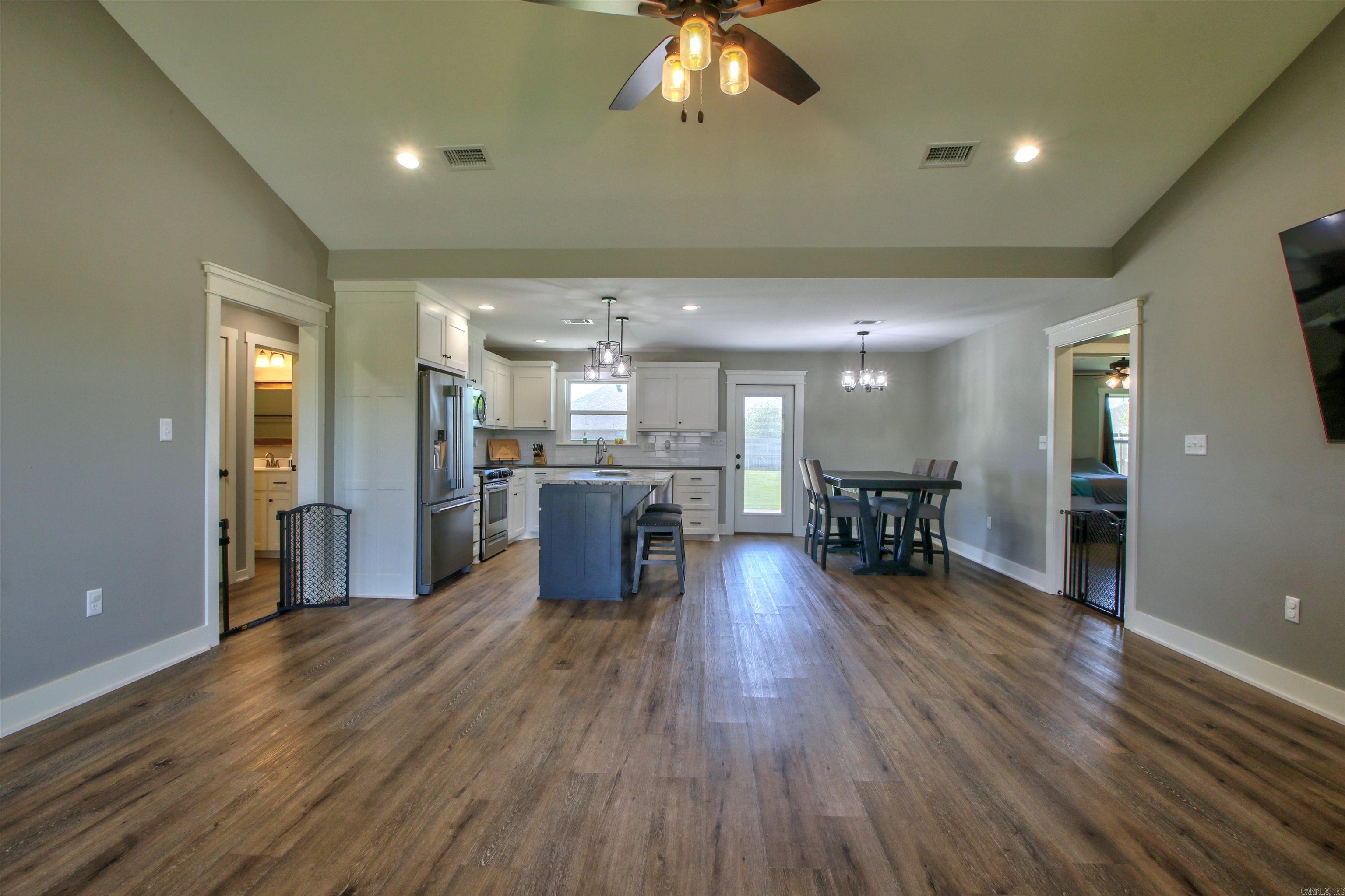 75 Dove Lane