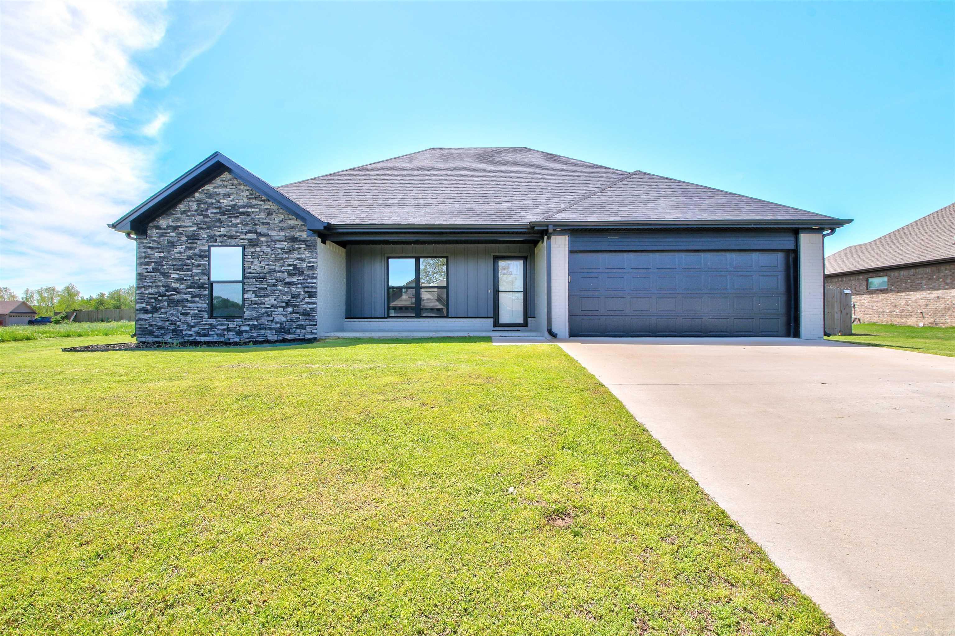 75 Dove Lane
