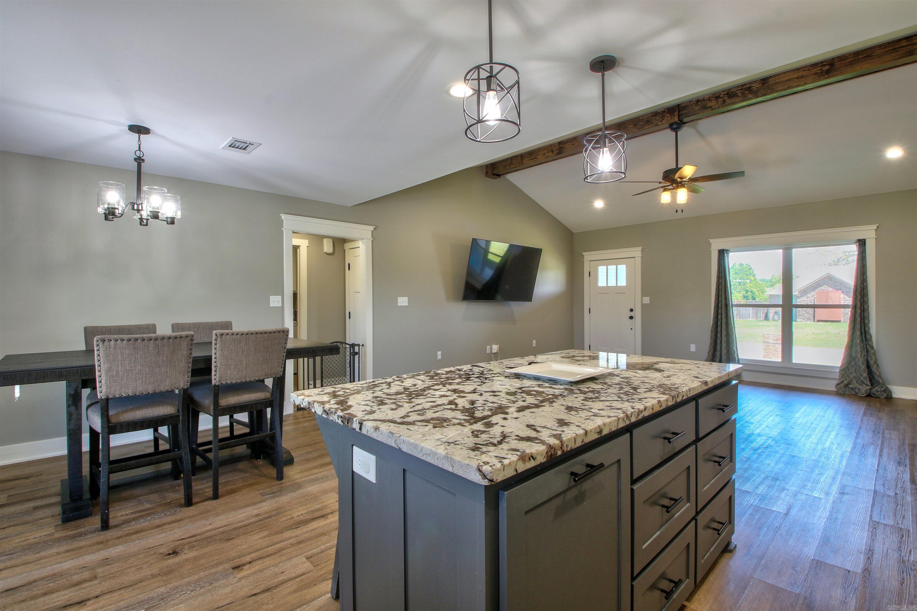 75 Dove Lane