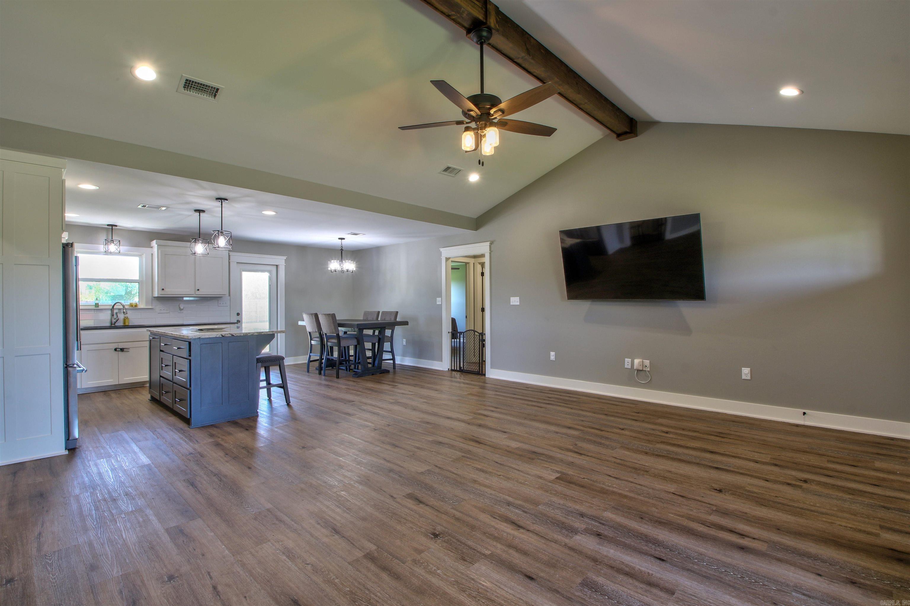 75 Dove Lane