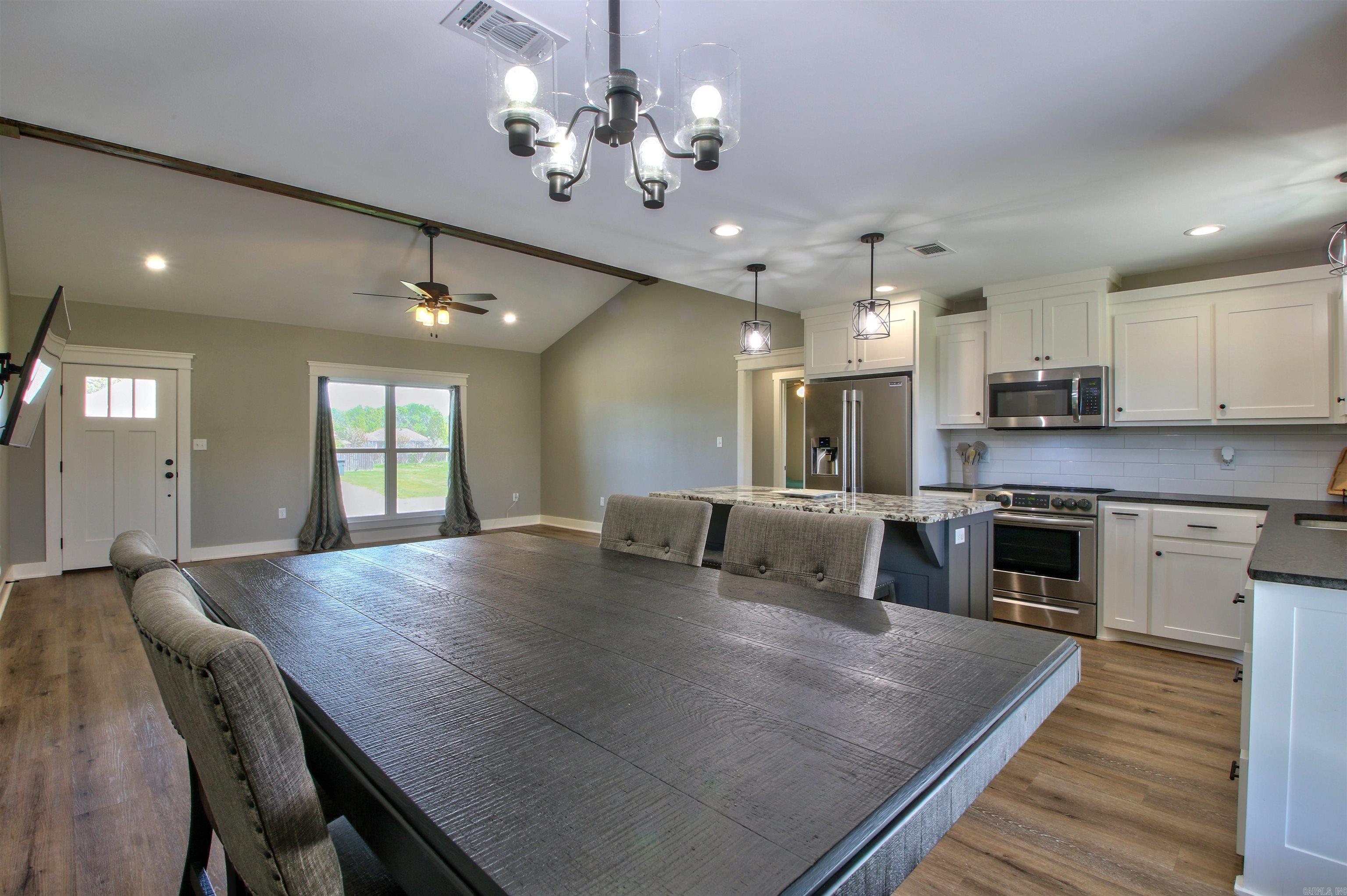75 Dove Lane