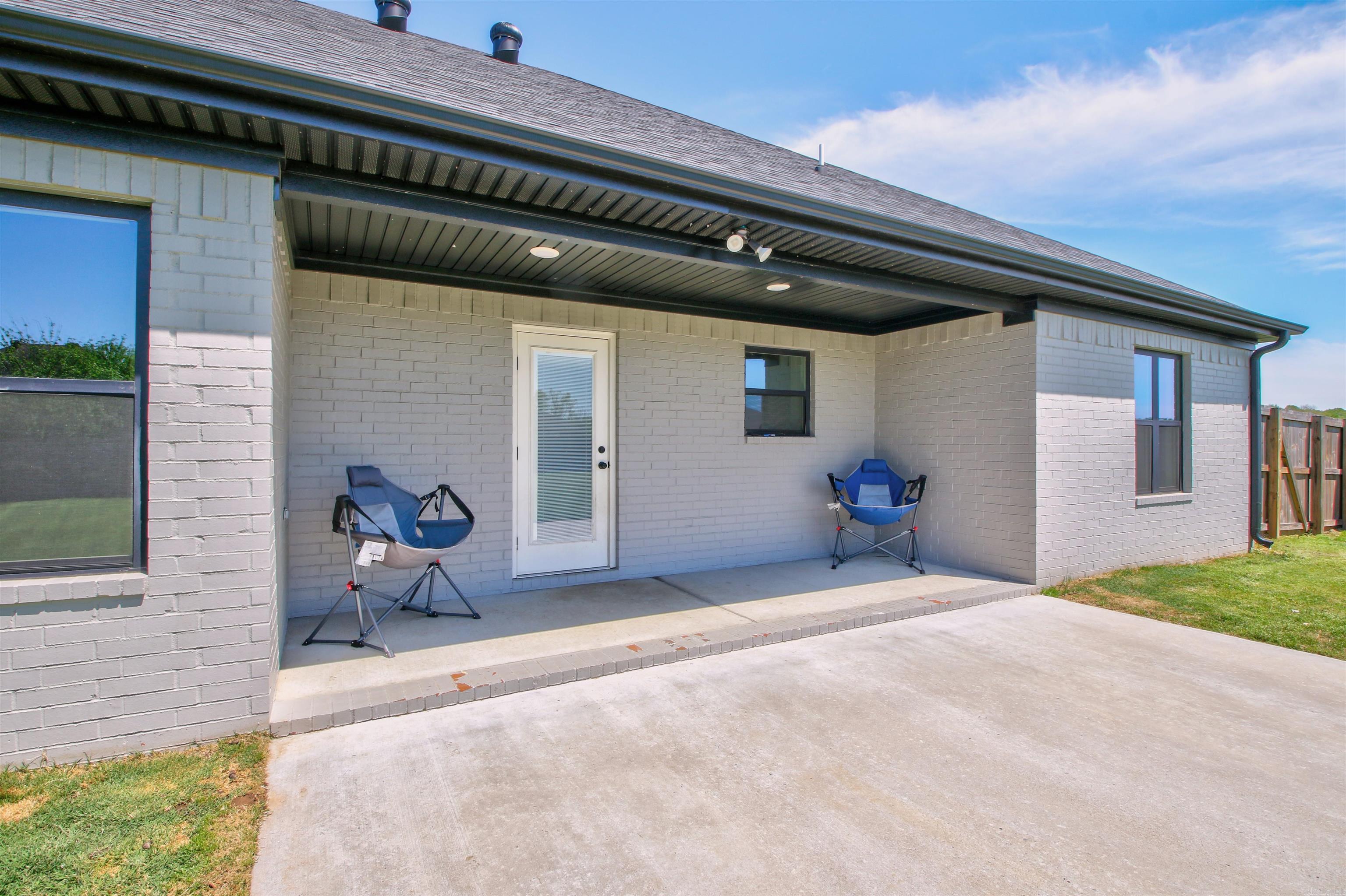 75 Dove Lane