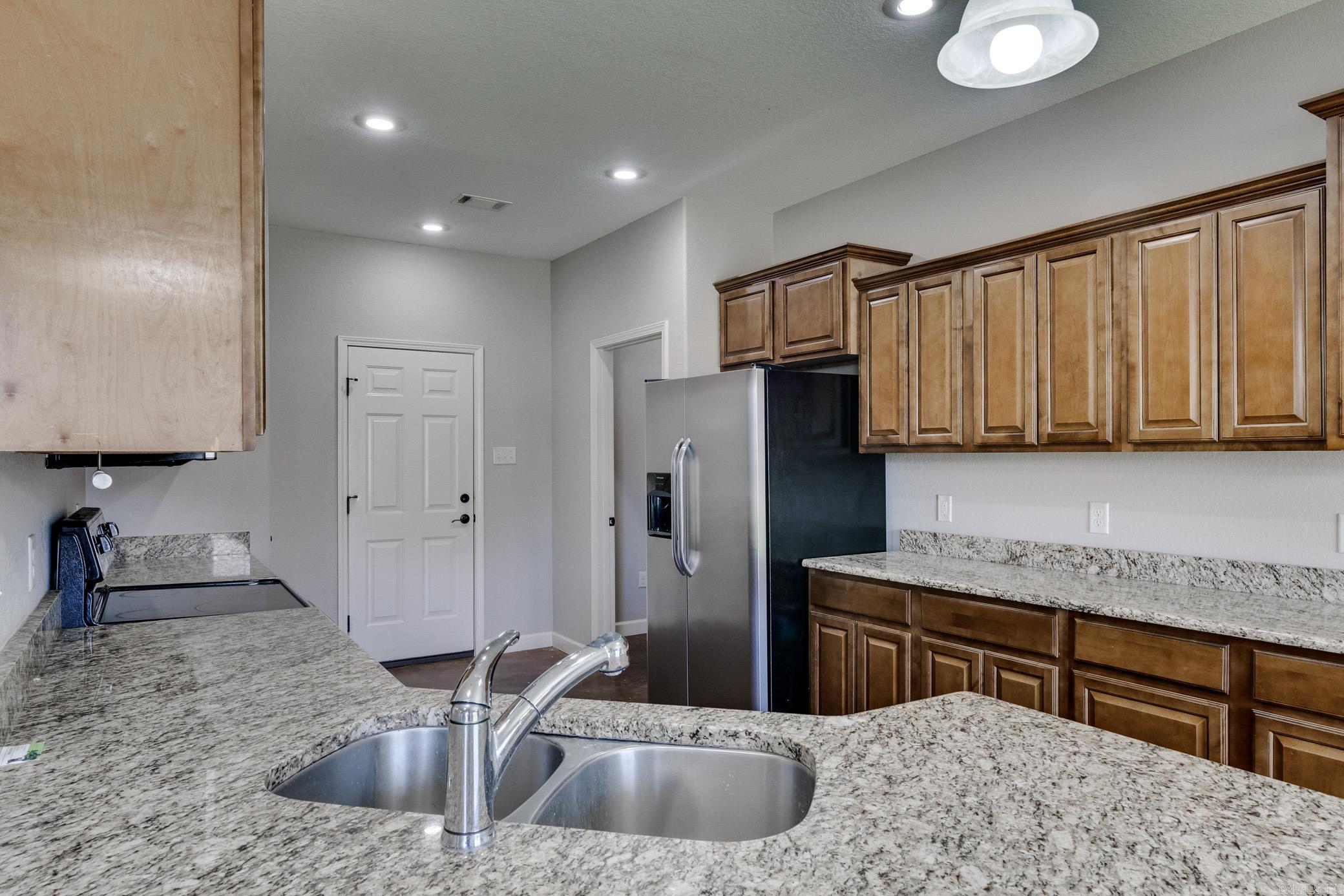 5430 Chateau Drive