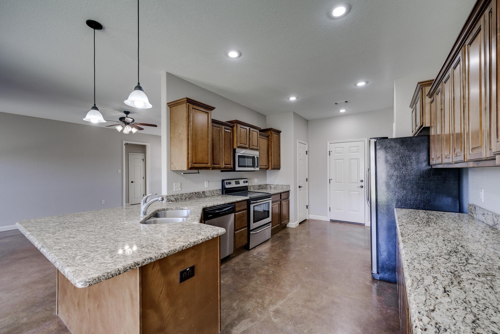 5430 Chateau Drive