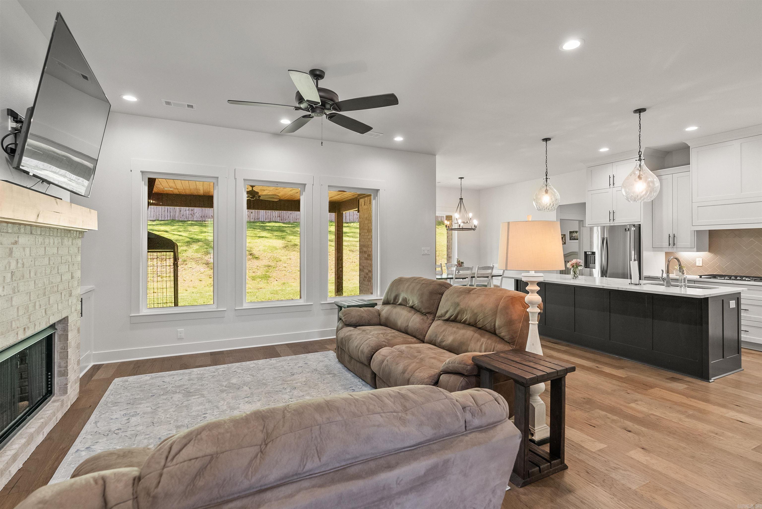 7801 S Shoreline Boulevard