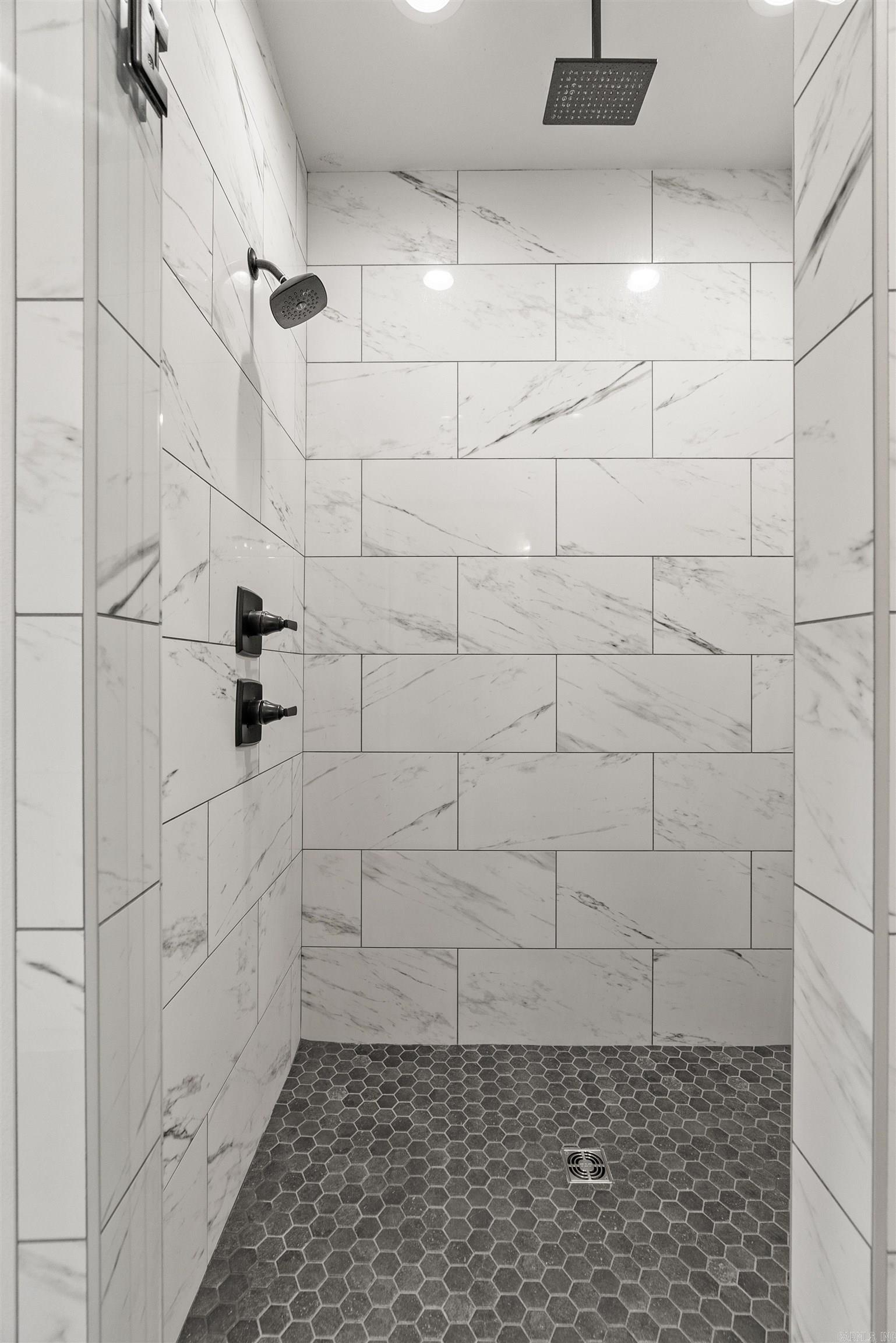 7801 S Shoreline Boulevard