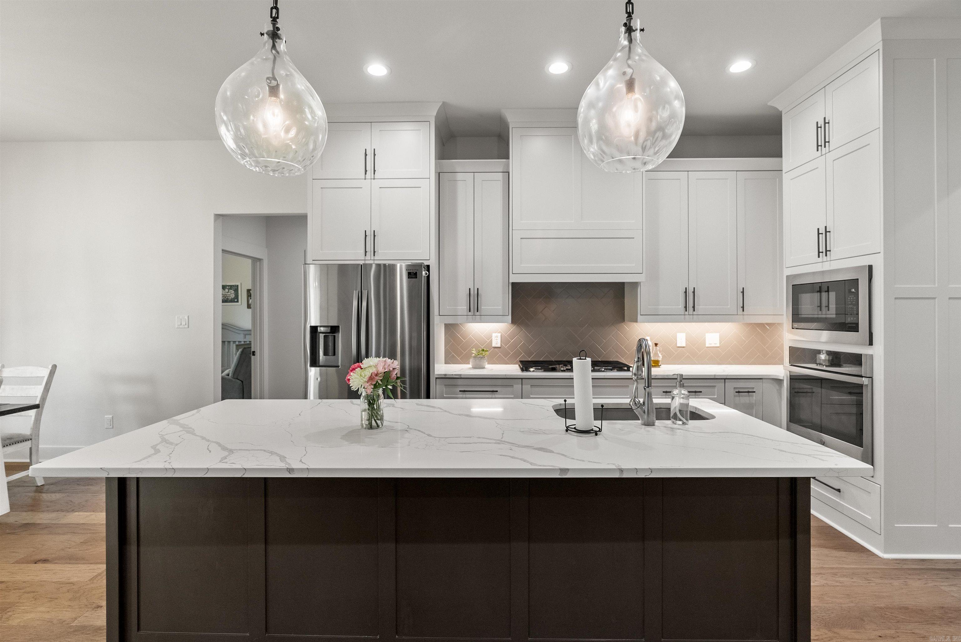 7801 S Shoreline Boulevard