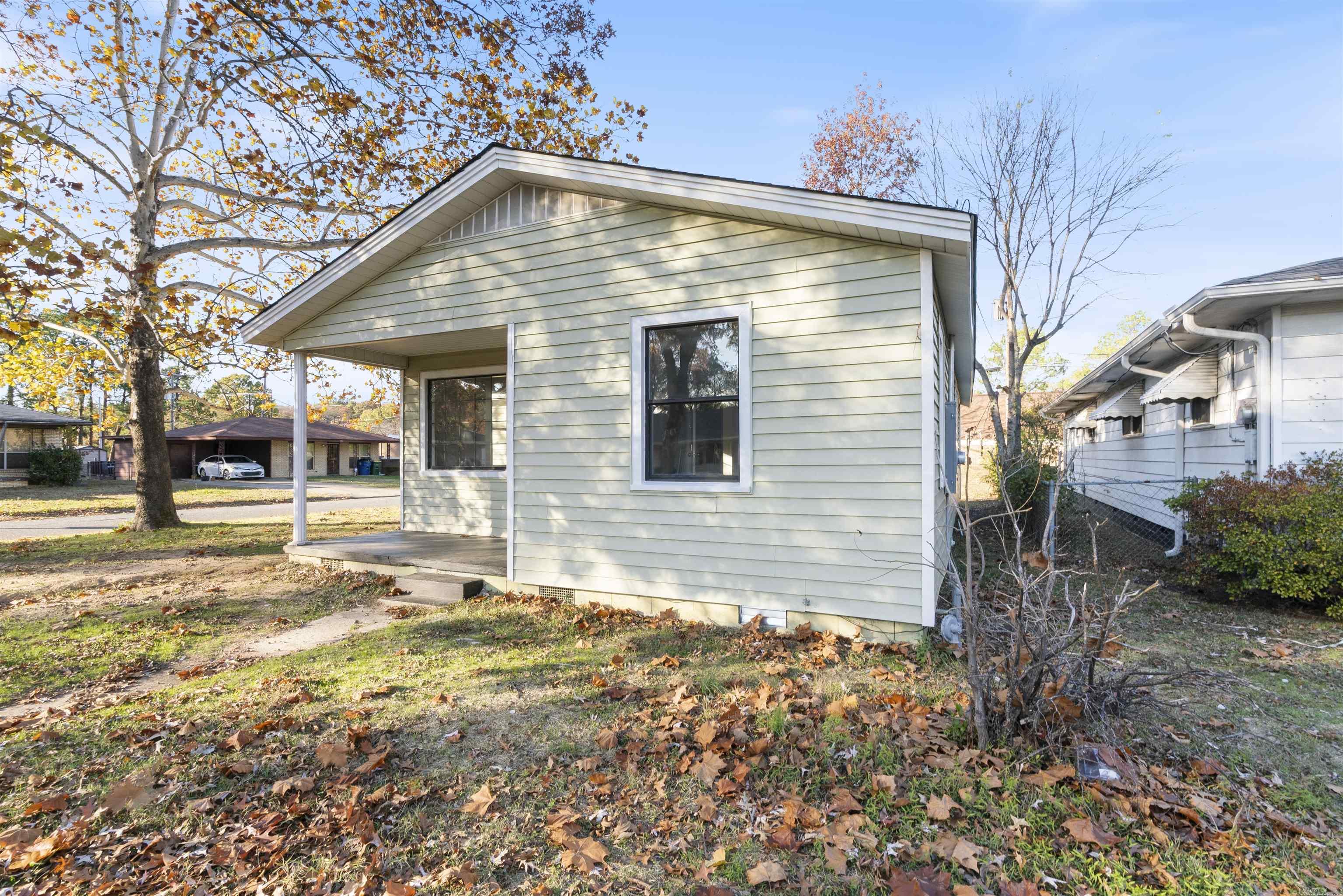 613 W 25th Street