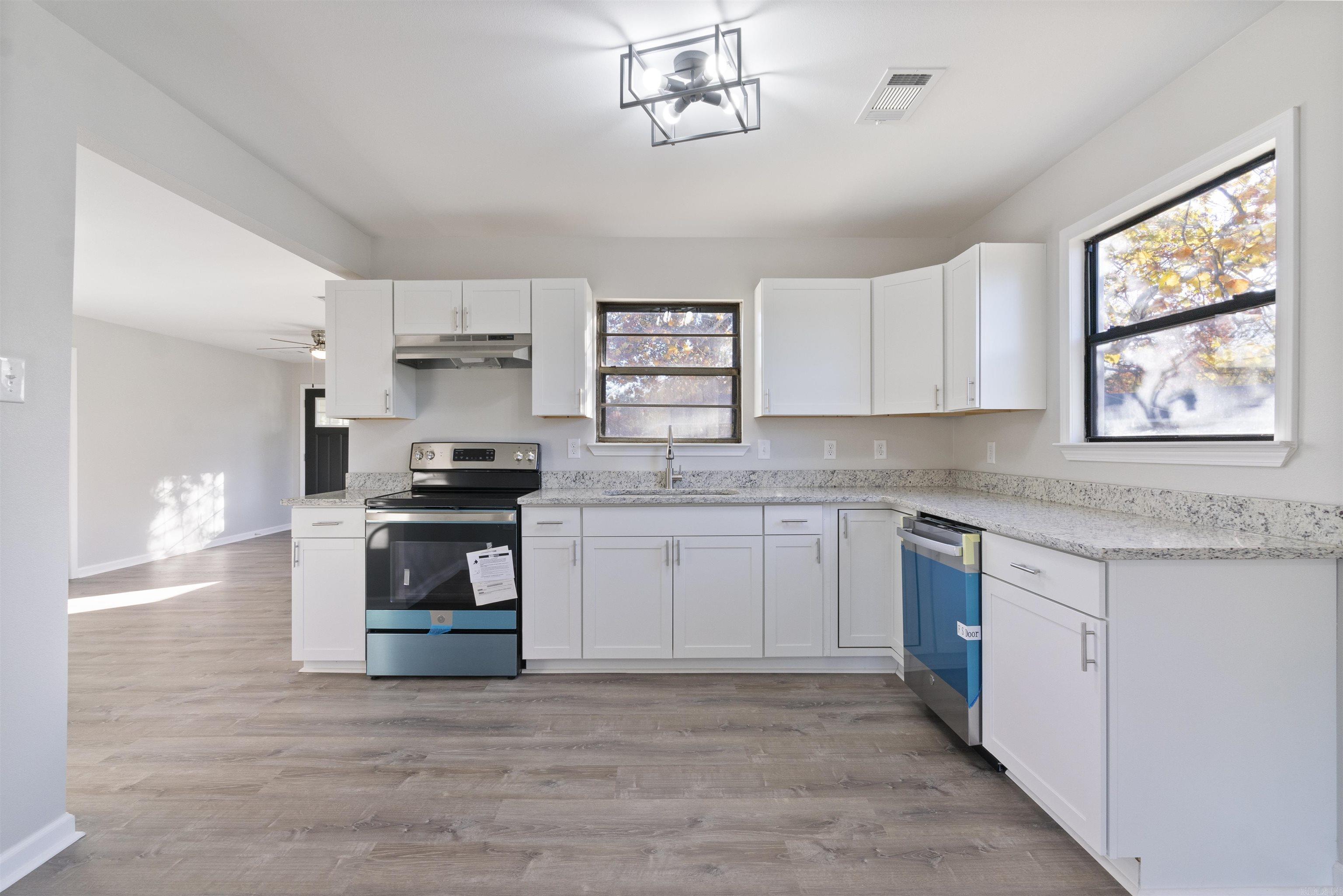 613 W 25th Street