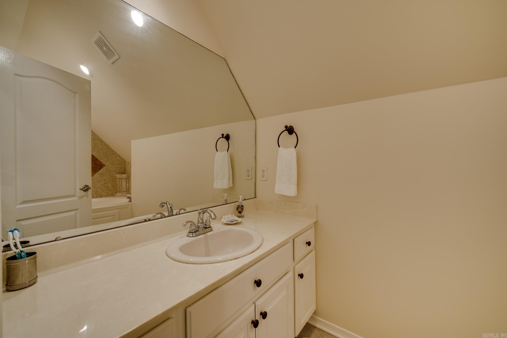 880 Acadian Point Drive