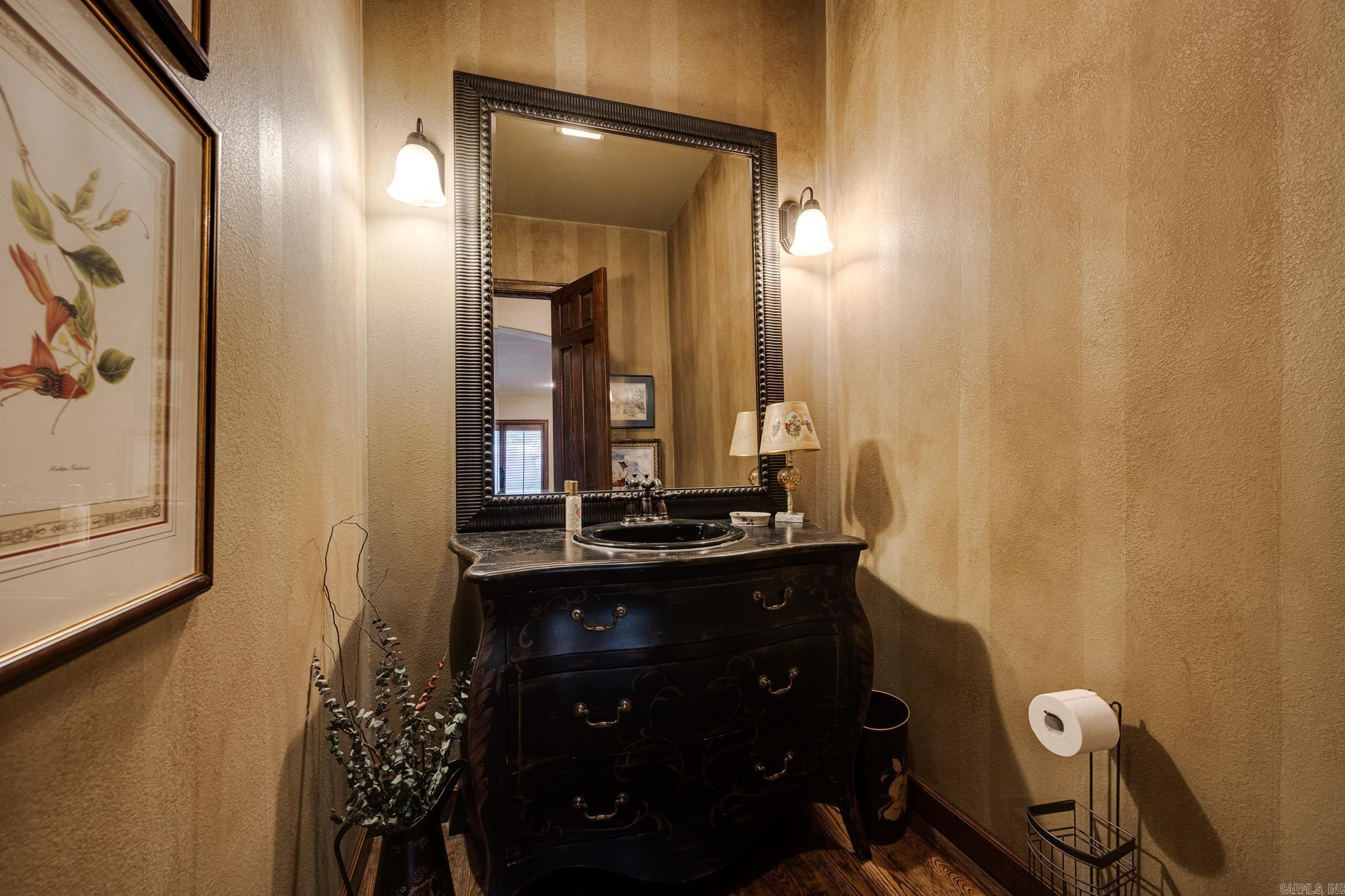 880 Acadian Point Drive