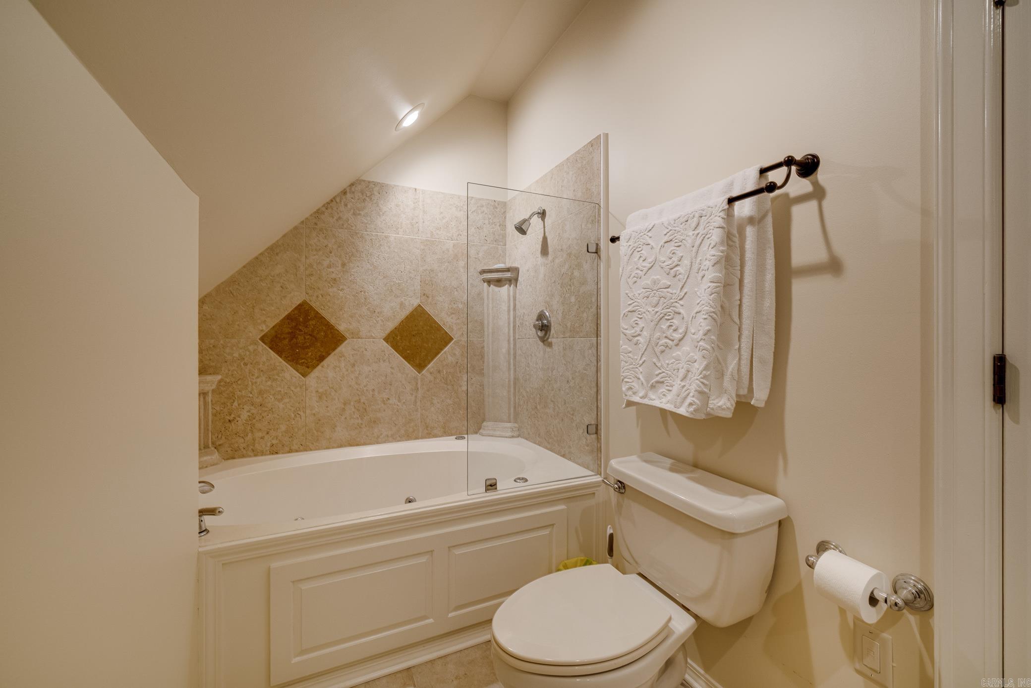 880 Acadian Point Drive