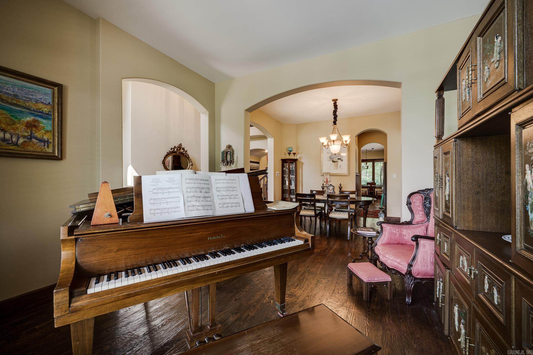 880 Acadian Point Drive