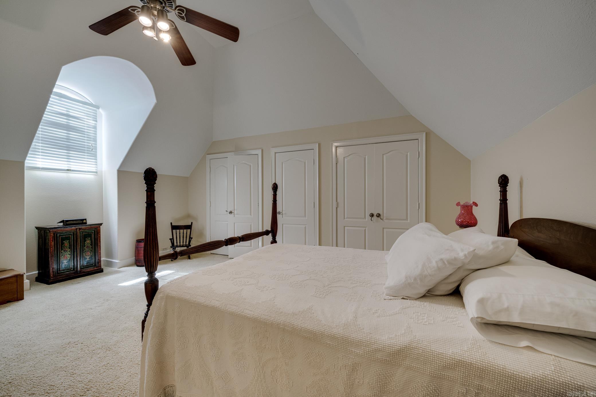 880 Acadian Point Drive