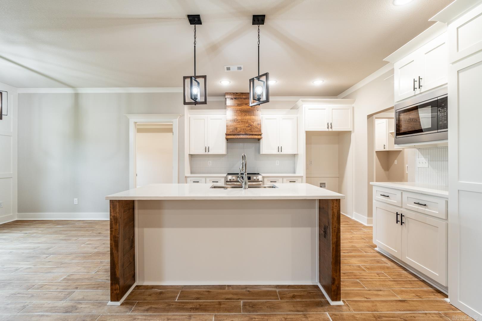 206 Heather Loop