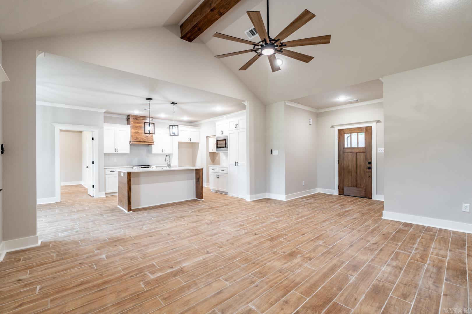 206 Heather Loop