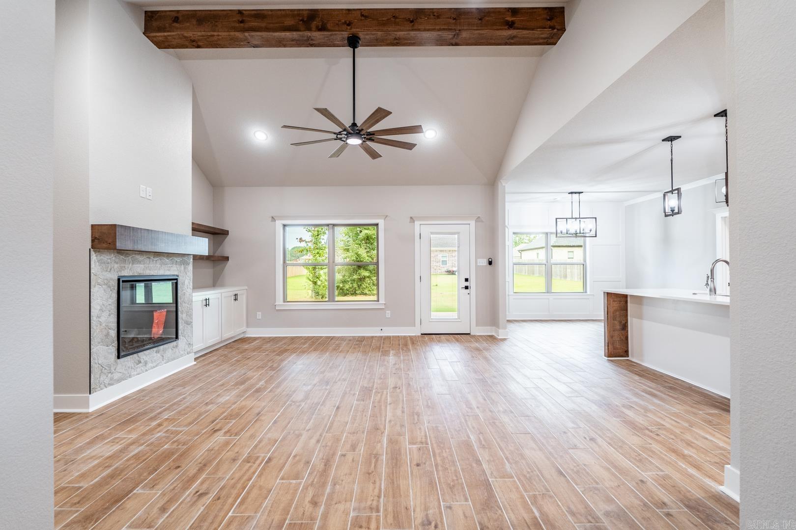 206 Heather Loop