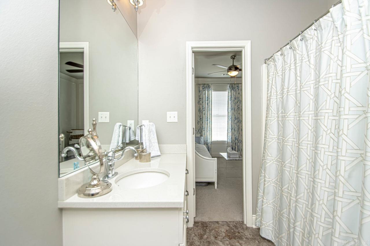 6113 Pierce Manse Loop