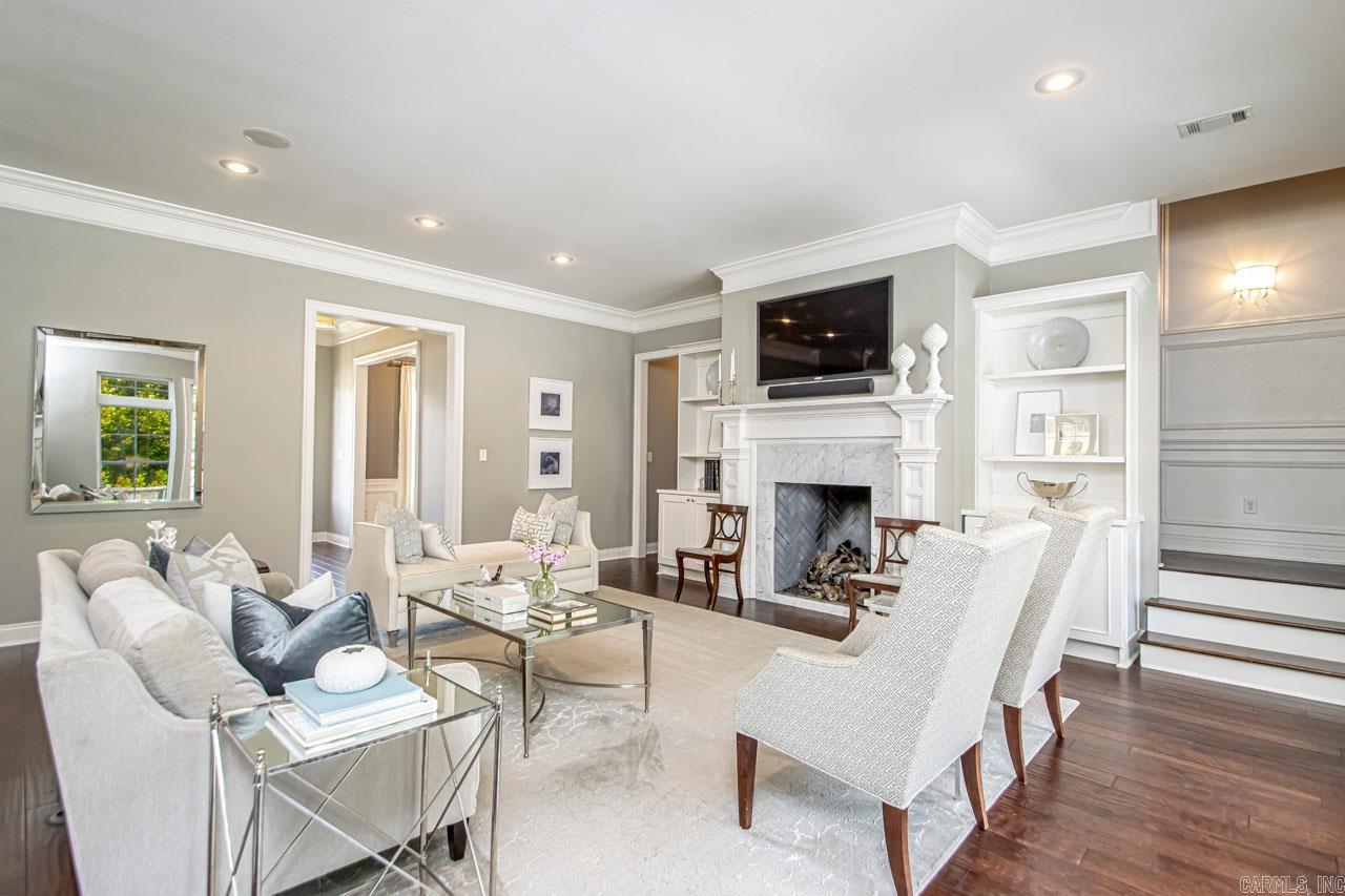 6113 Pierce Manse Loop