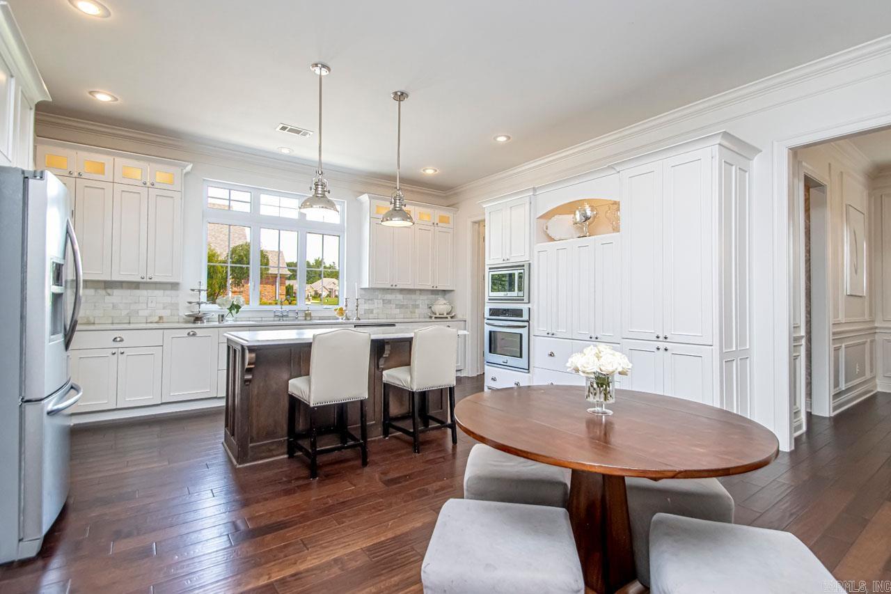 6113 Pierce Manse Loop
