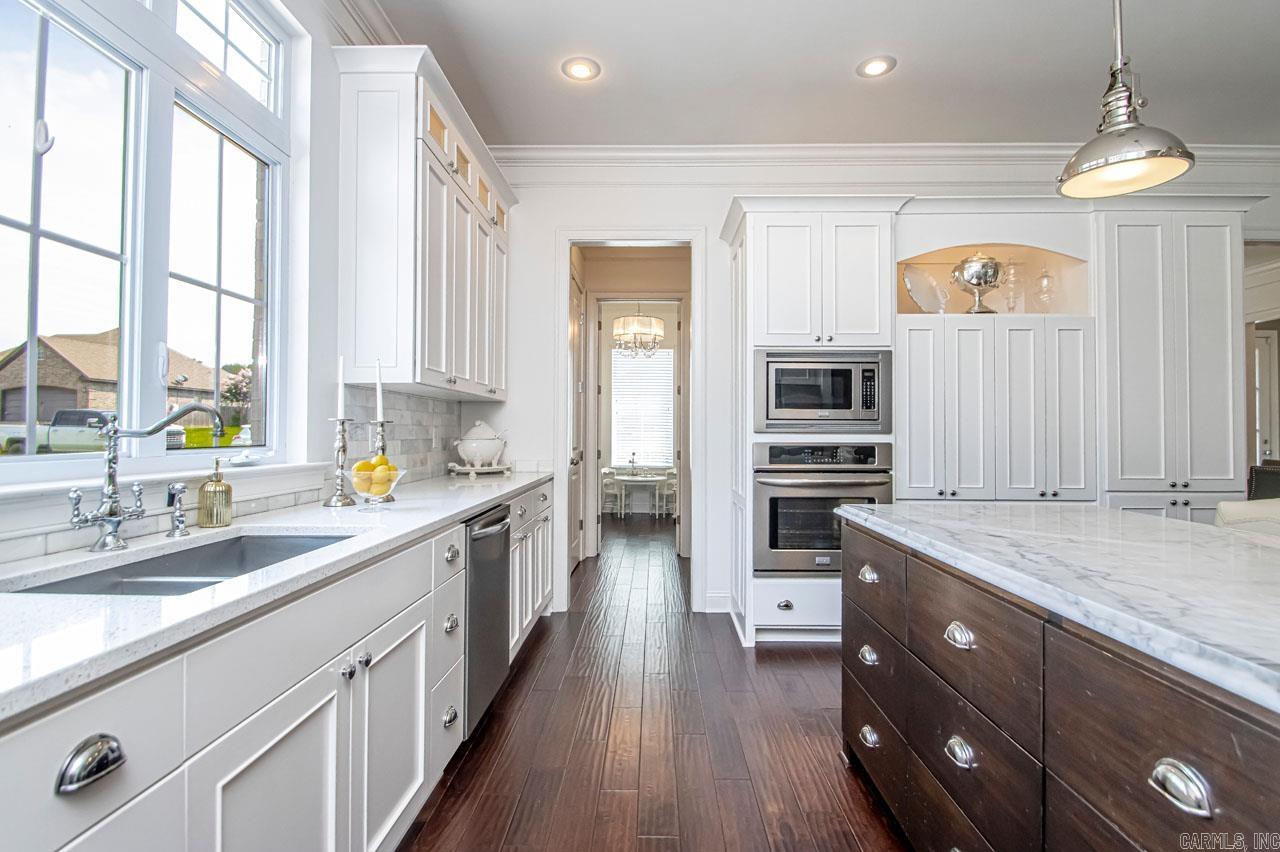 6113 Pierce Manse Loop