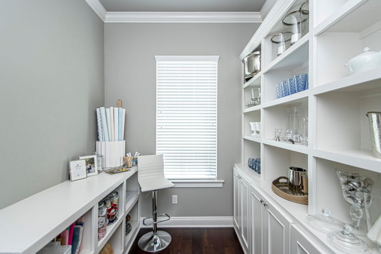 6113 Pierce Manse Loop