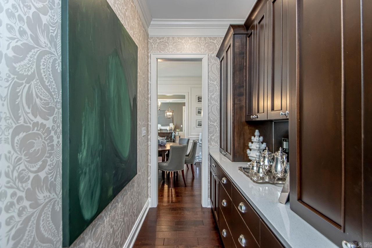 6113 Pierce Manse Loop