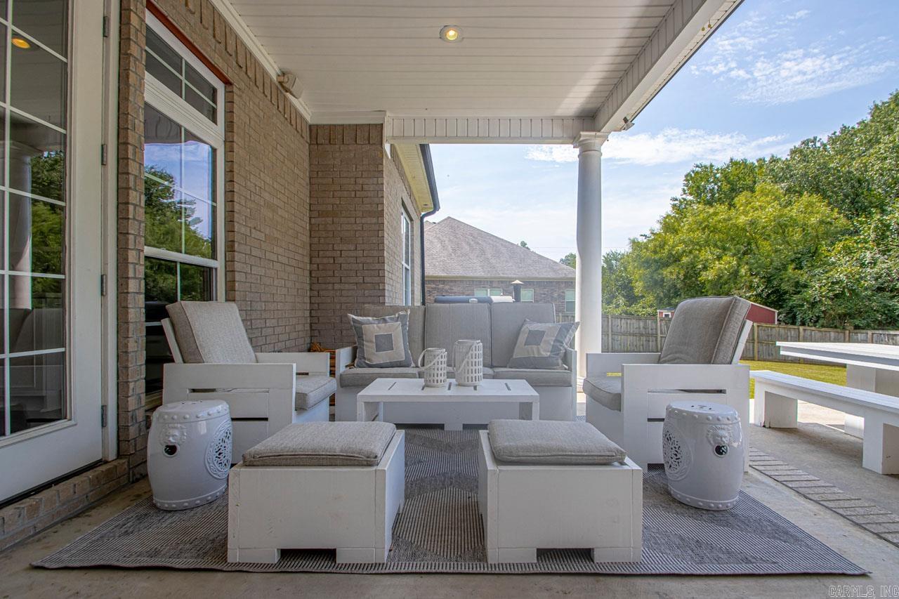 6113 Pierce Manse Loop