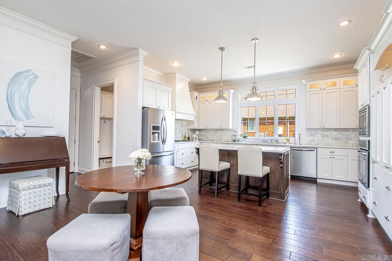 6113 Pierce Manse Loop
