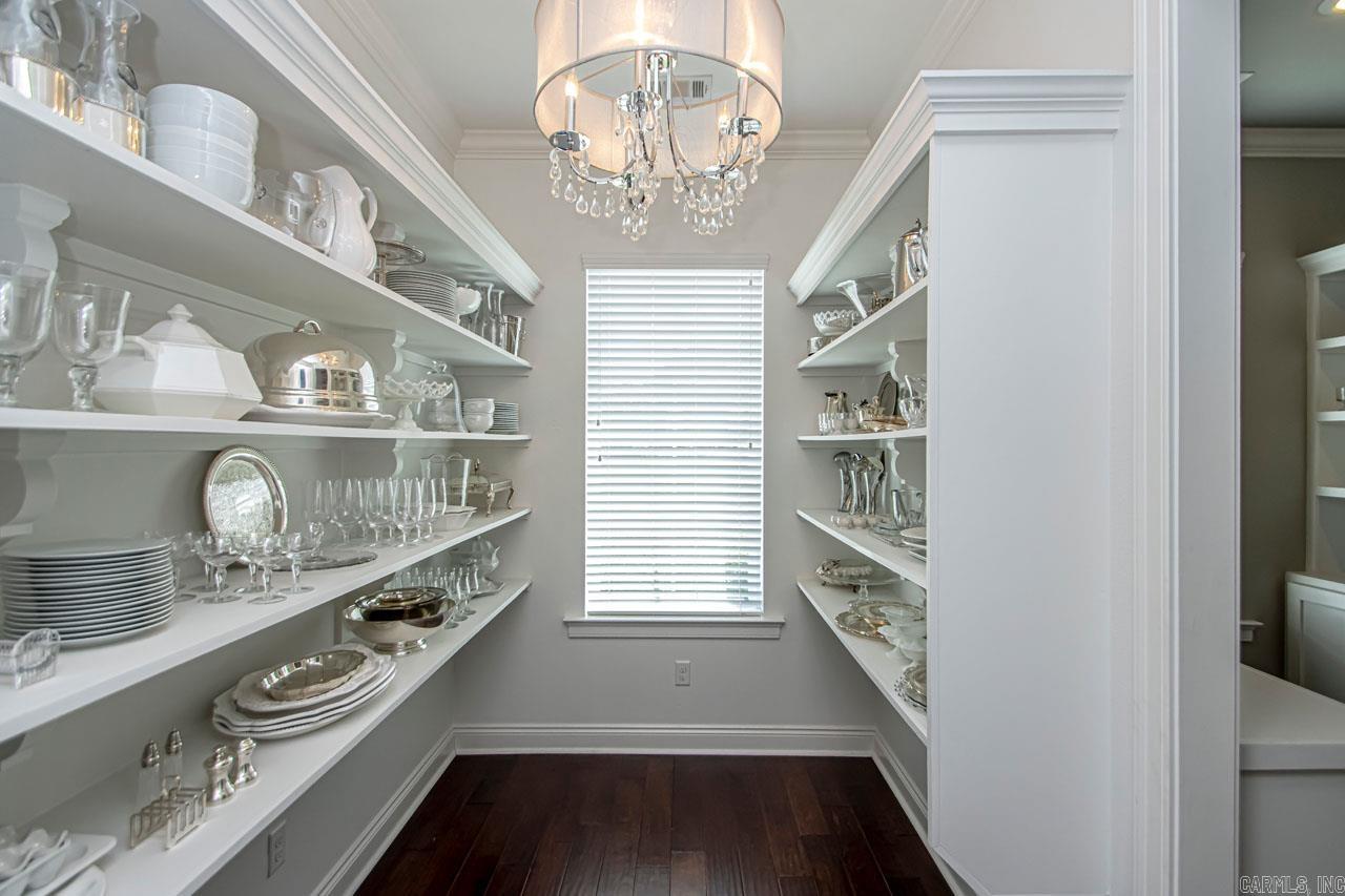6113 Pierce Manse Loop