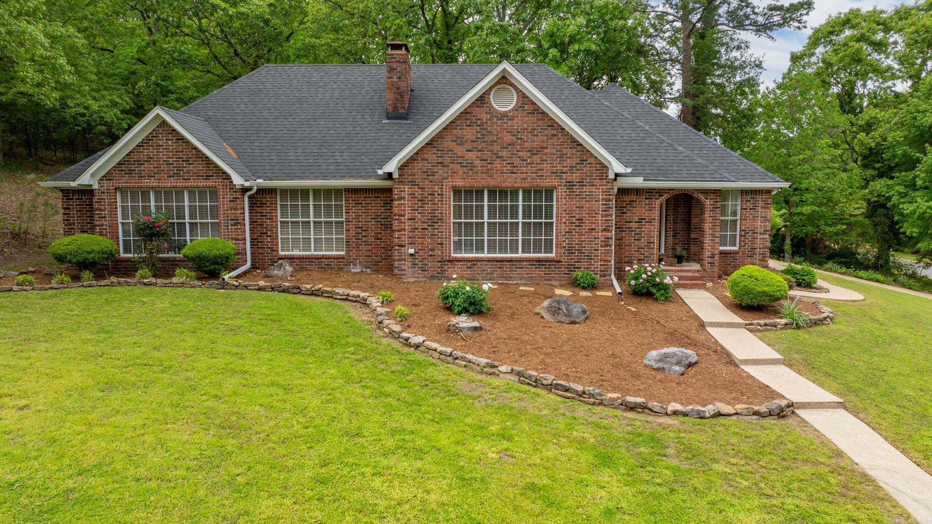 14 Norfork Drive