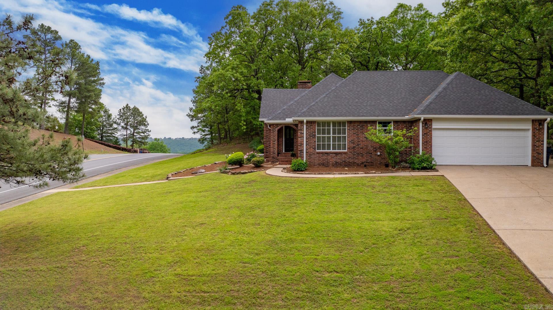 14 Norfork Drive
