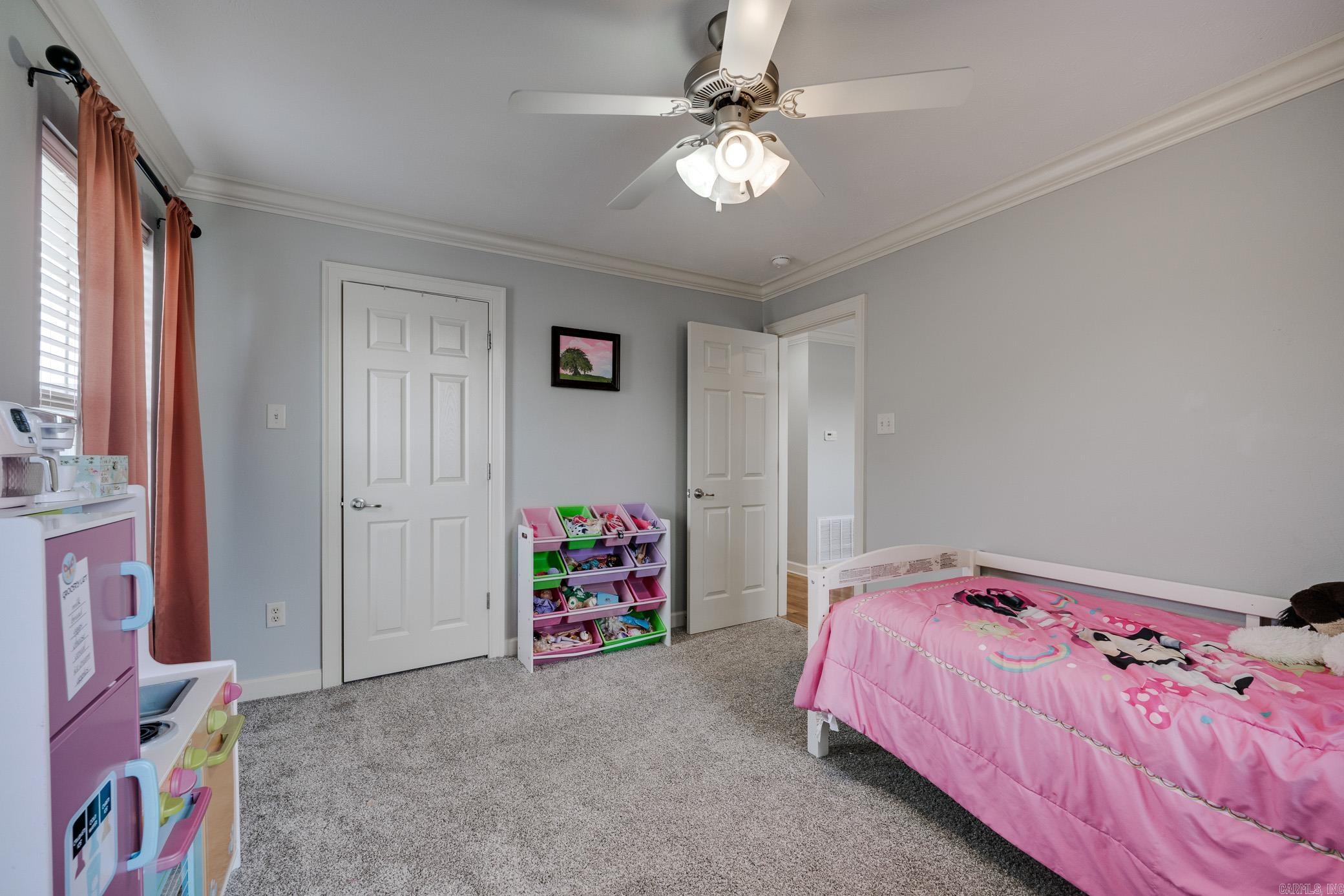 2815 Driftwood Street