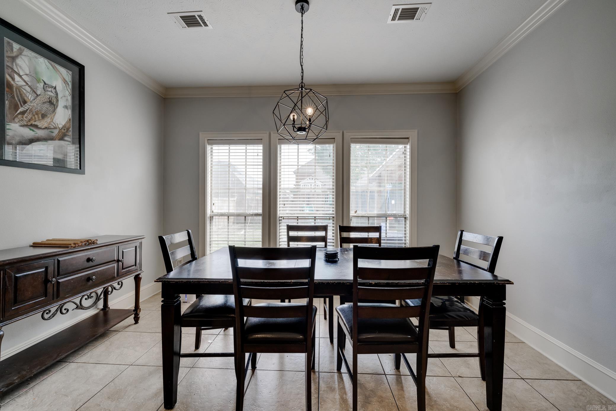 2815 Driftwood Street