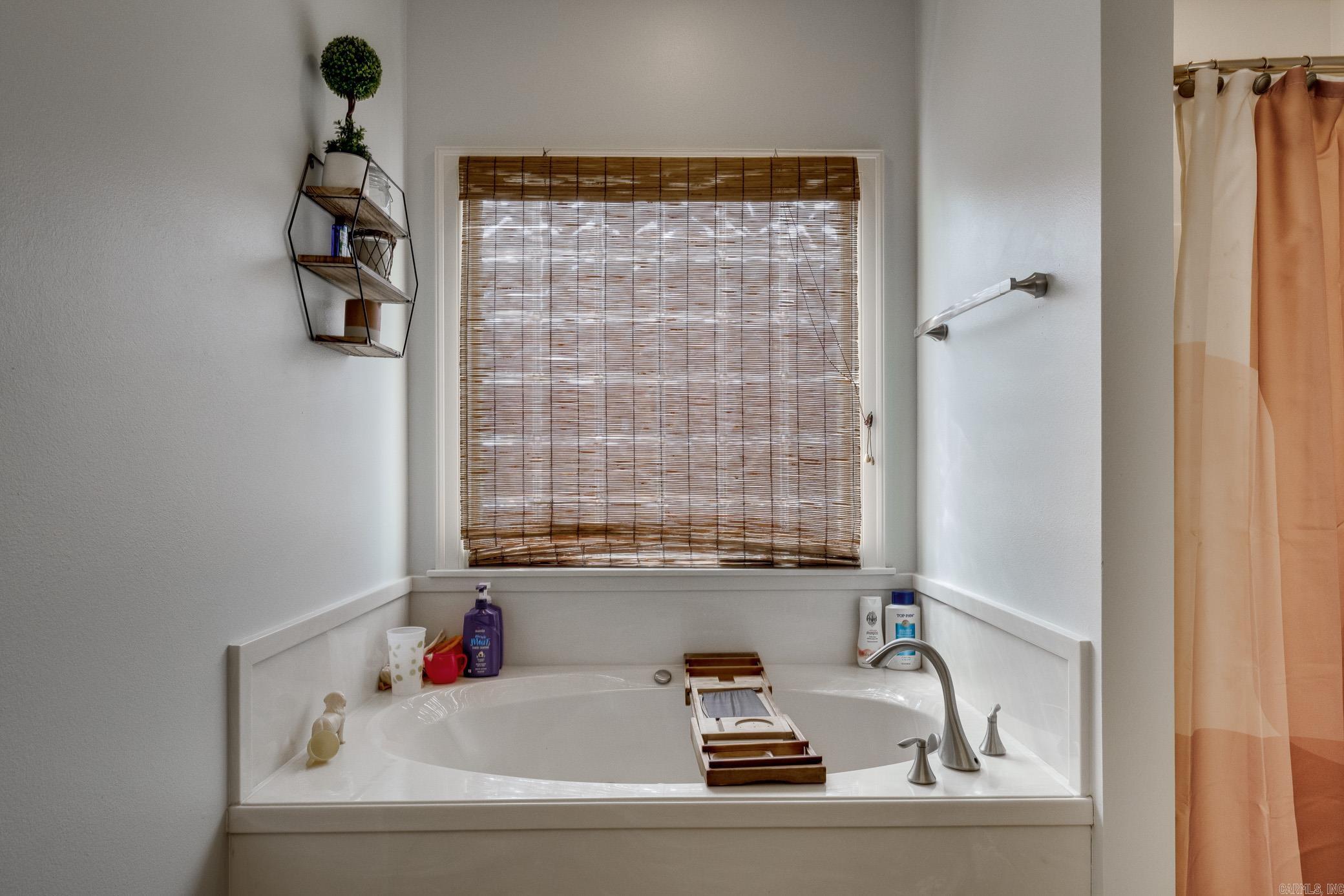 2815 Driftwood Street