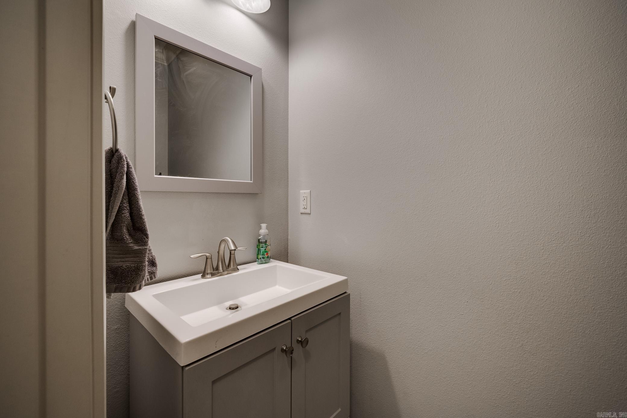 2815 Driftwood Street