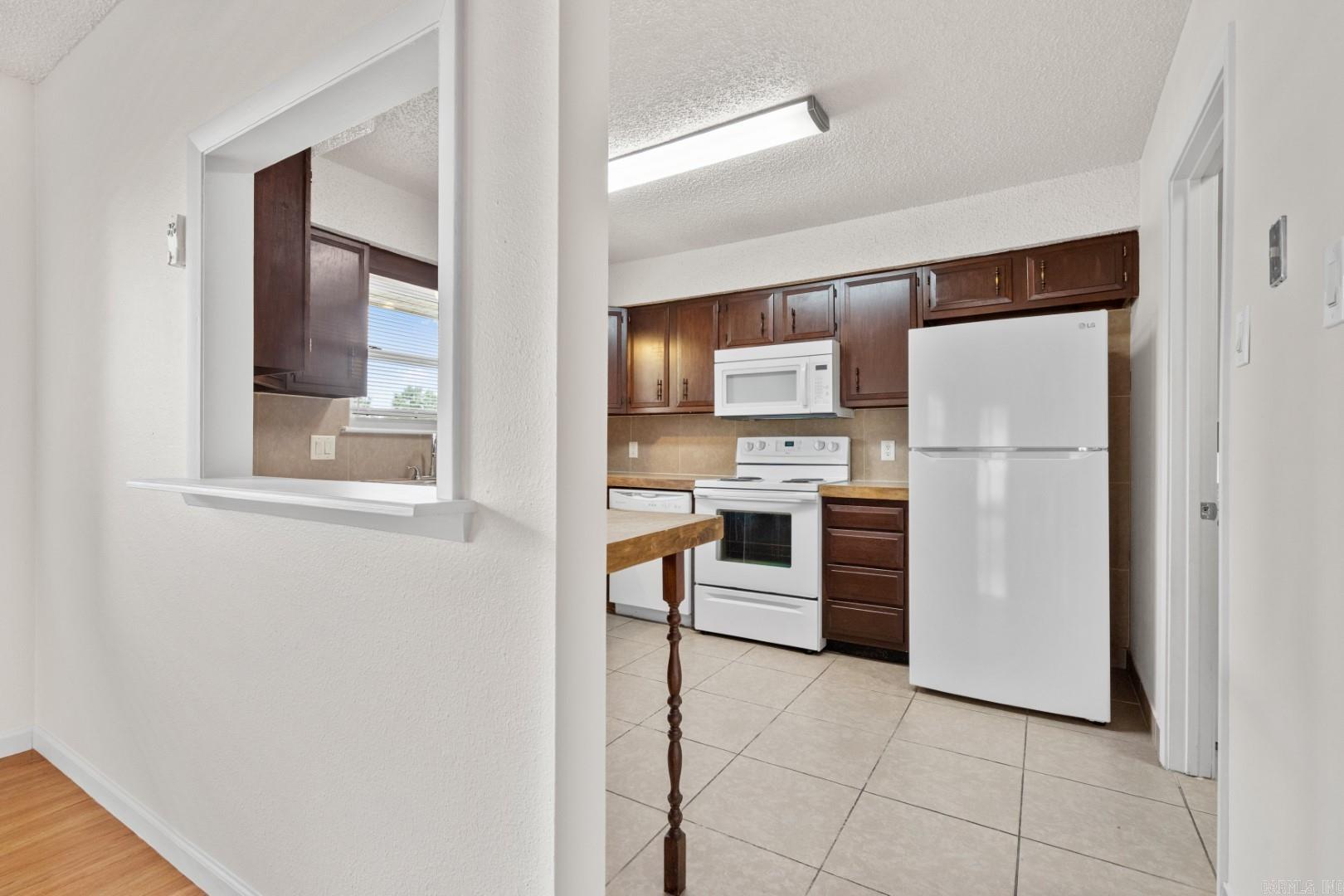 160 Cooper Street, Unit D-15