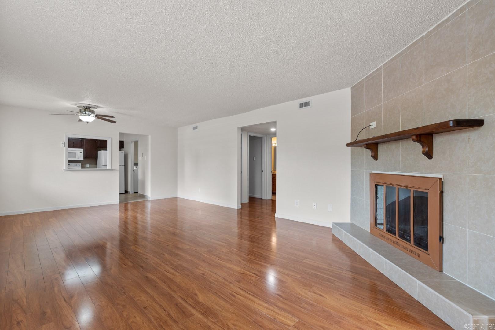 160 Cooper Street, Unit D-15