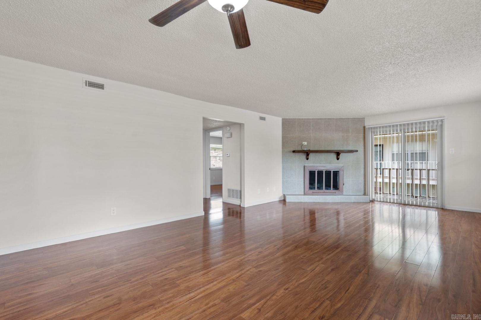 160 Cooper Street, Unit D-15