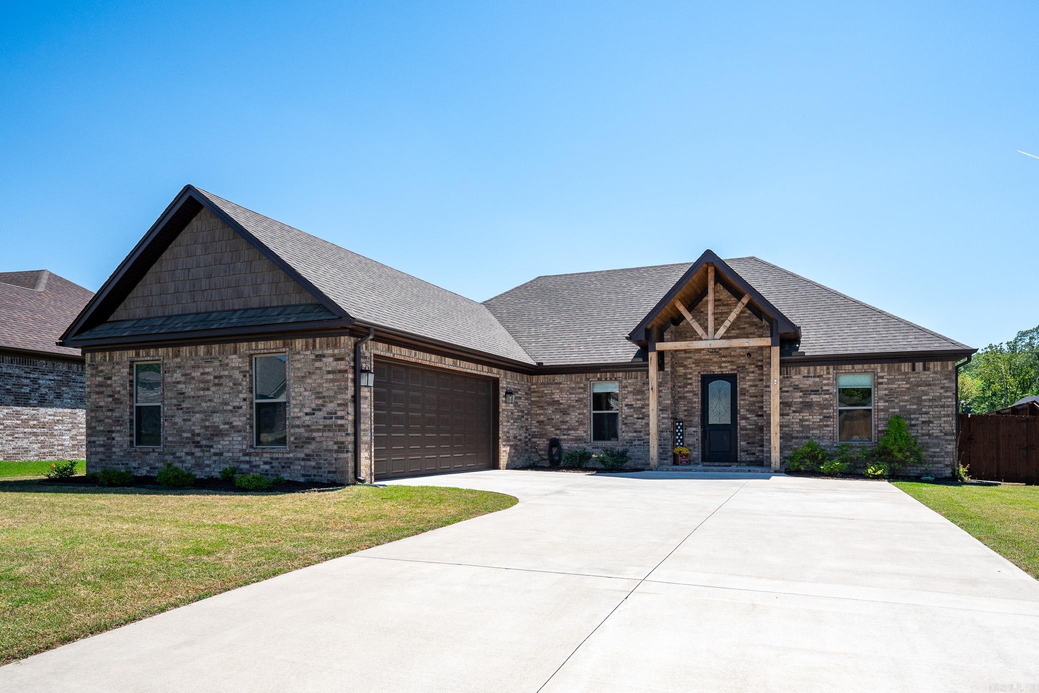 9873 Oak Forest Lane