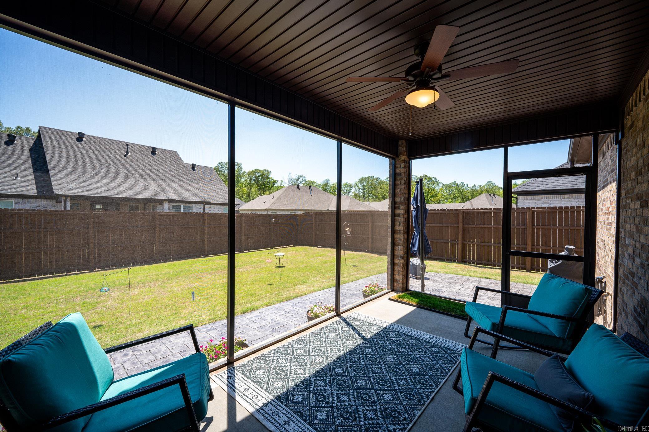 9873 Oak Forest Lane