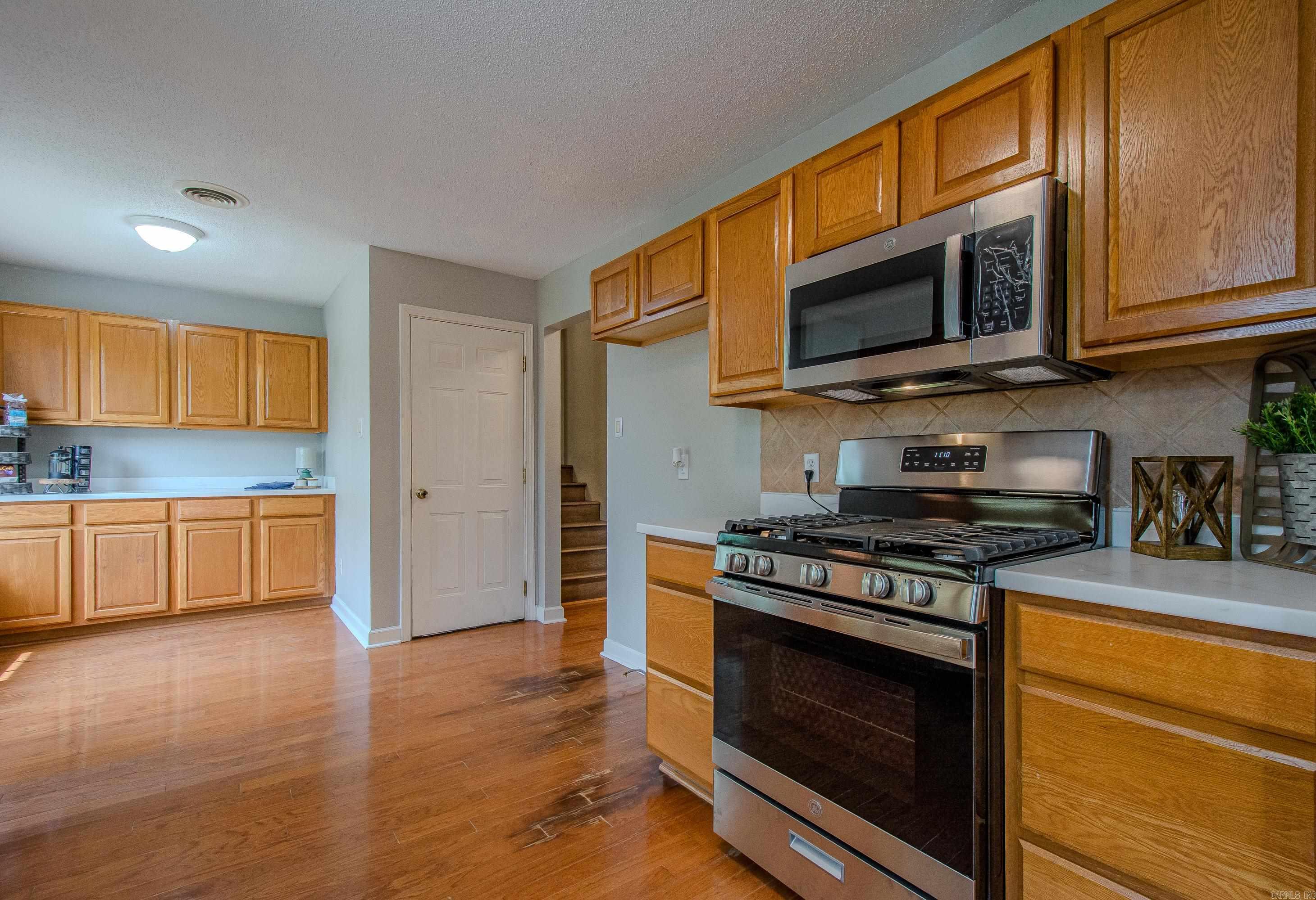 16 Leisurewood Ln
