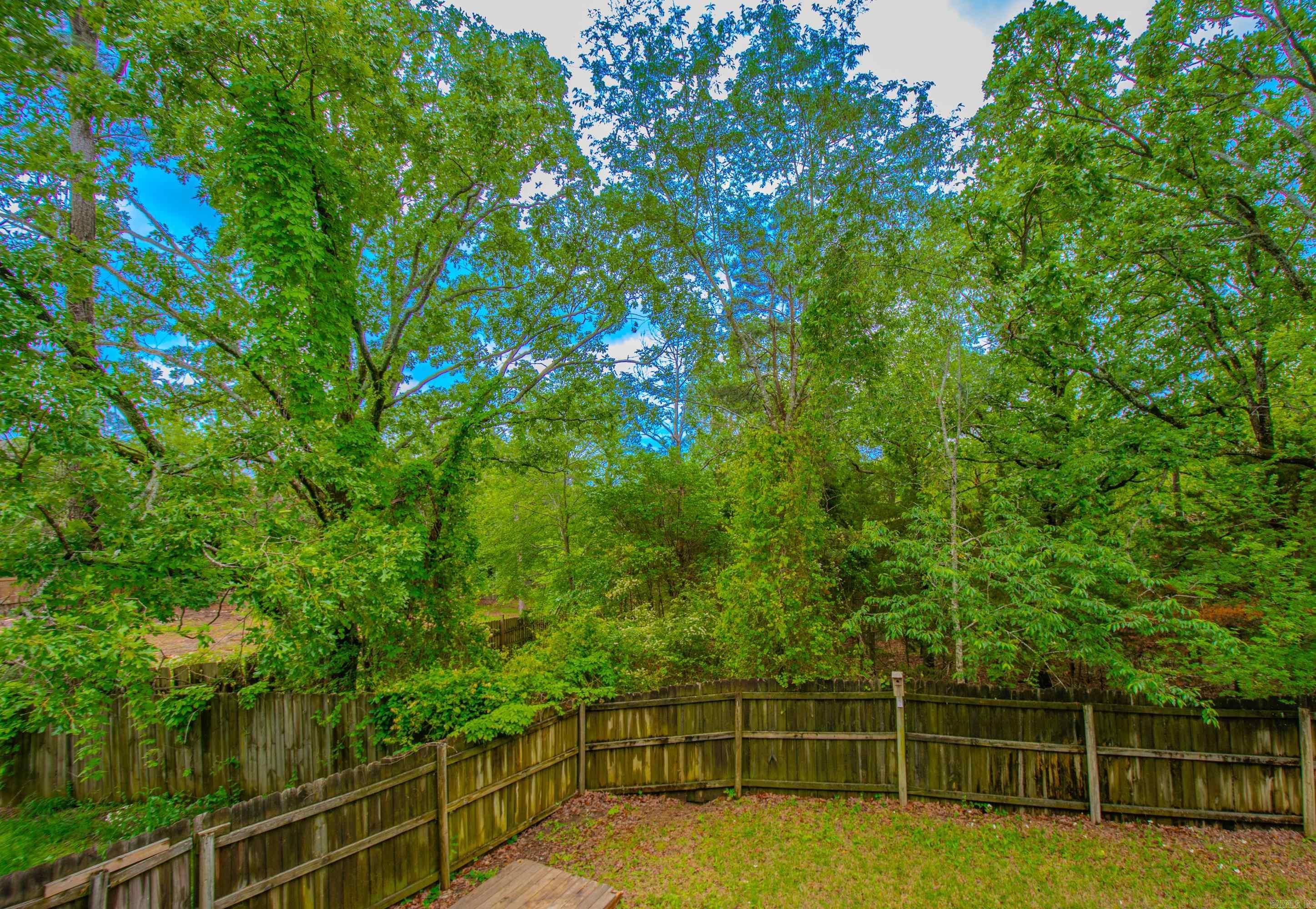 16 Leisurewood Ln